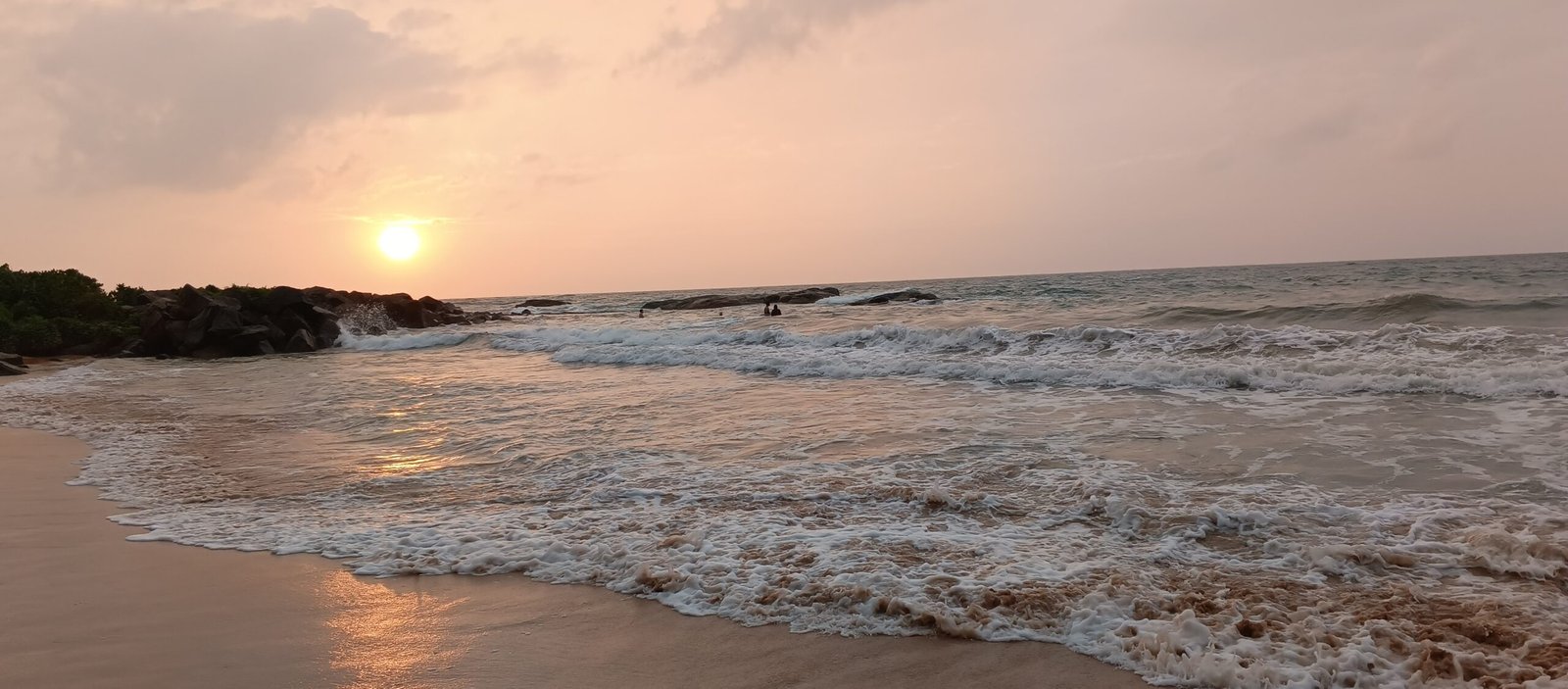 sea bath in Bentota beach